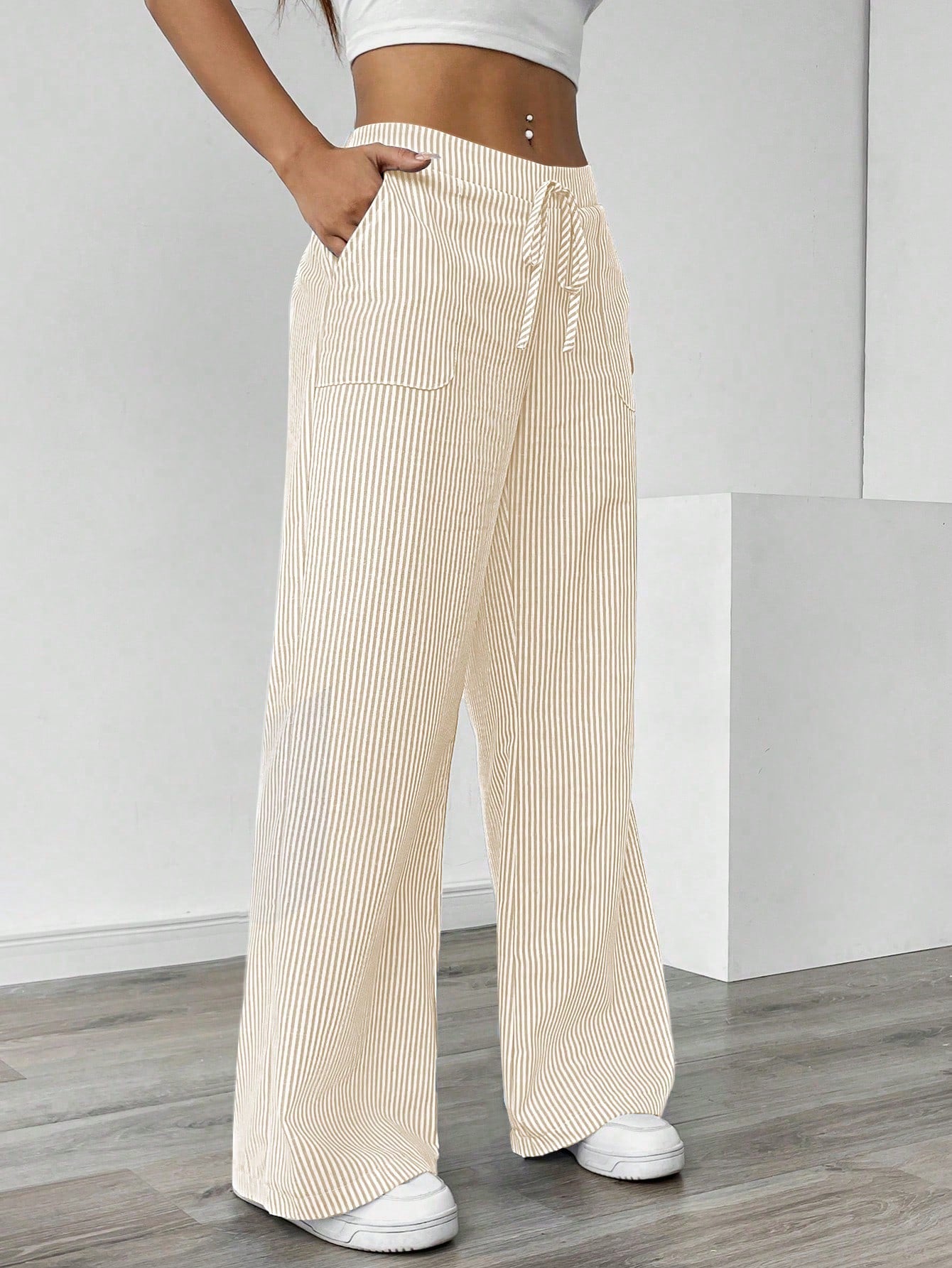Chiquease Pantalones de pierna ancha y cintura baja con rayas azules, ropa casual para vacaciones y uso diario para mujeres