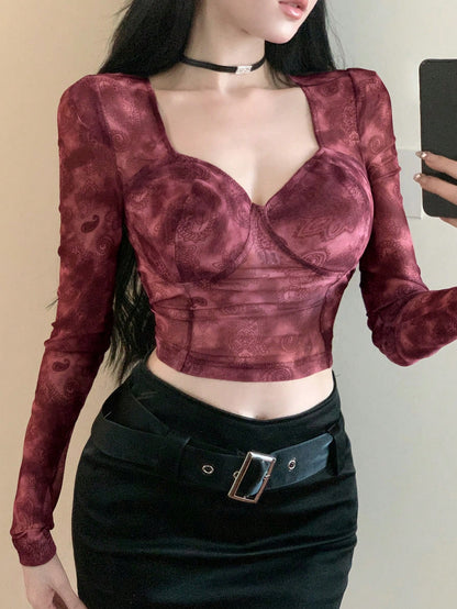 DAZY Blusa de manga larga, ajustada, con cuello de corazón y efecto tie-dye, para el Día de San Valentín y el regreso a clases