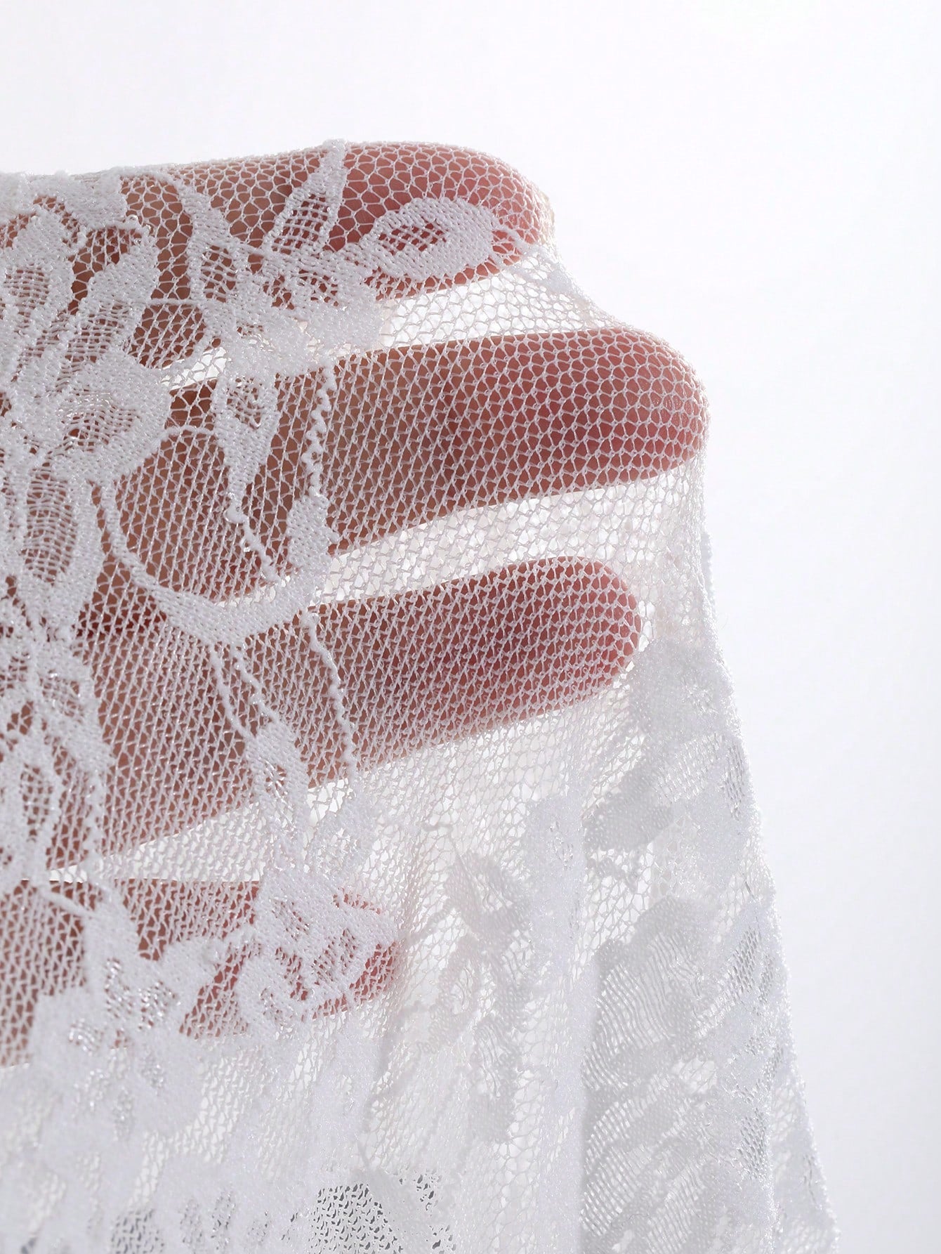 DAZY Blusa de manga larga con cuello de tortuga transparente de encaje para mujeres, blusas transparentes para volver a la escuela y salir, ropa de mujer para otoño