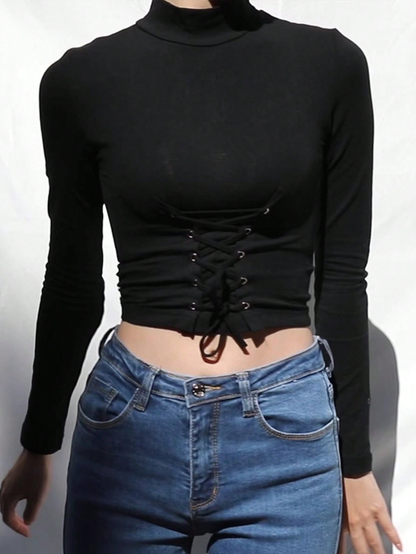 DAZY Camiseta ajustada con cordones y forro térmico para mujer, camiseta de otoño para salir, tops de manga larga para mujer, tops cortos para mujer