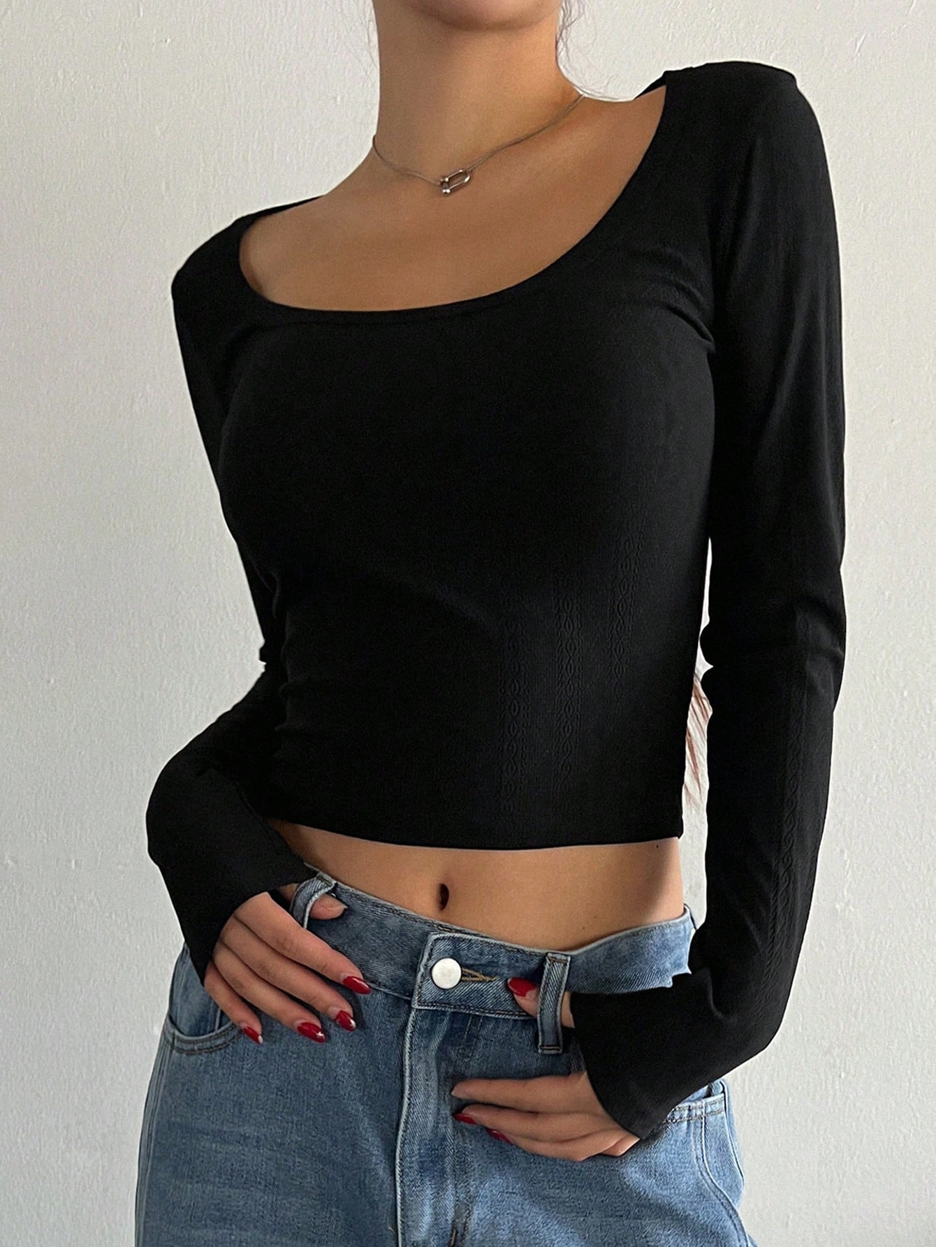 DAZY Camiseta ajustada de cuello redondo para mujer, nueva colección de otoño de blusas de manga larga para mujer
