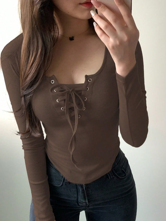 DAZY Camiseta casual de manga larga con nudo delantero y cuello de ojal de unicolor, ropa de otoño para mujer