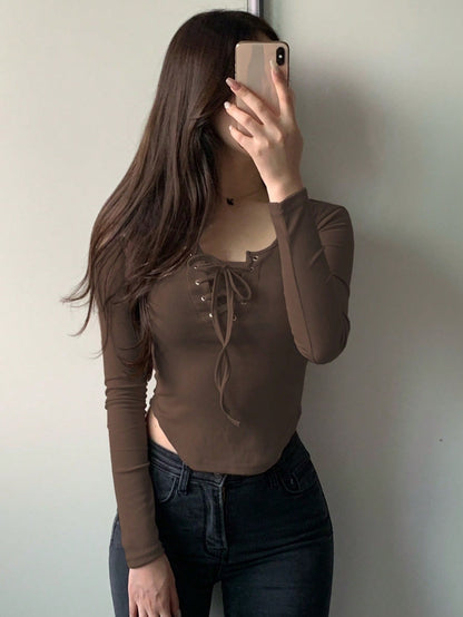 DAZY Camiseta casual de manga larga con nudo delantero y cuello de ojal de unicolor, ropa de otoño para mujer