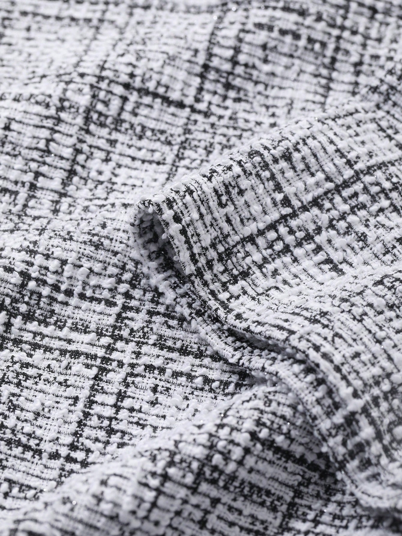 DAZY Camiseta de manga corta holgada y casual con cuello redondo y estampado de cuadros de contraste para mujer