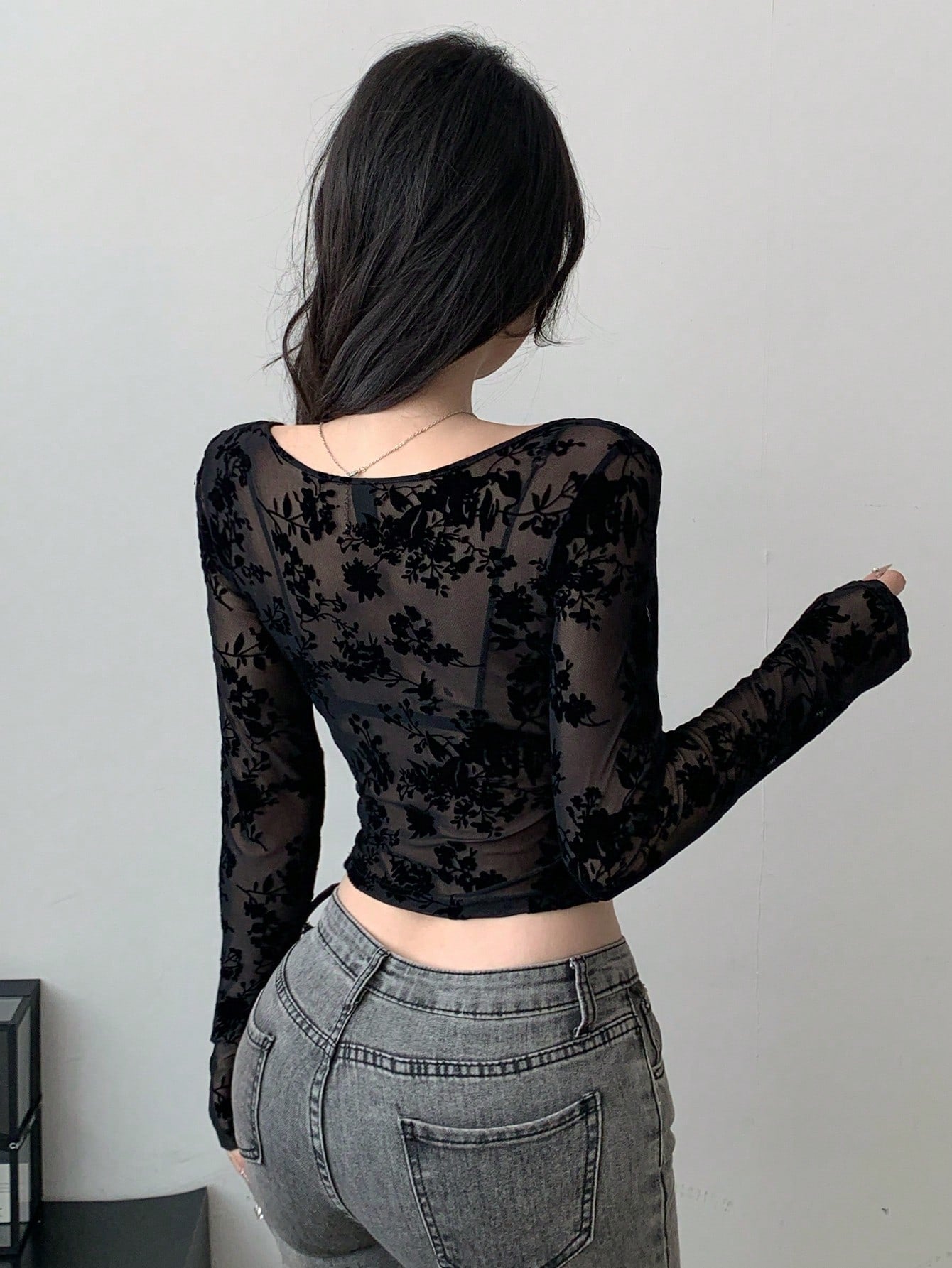 DAZY Camiseta de manga larga con estampado floral de terciopelo y malla para mujer, ropa de primavera/verano y otoño