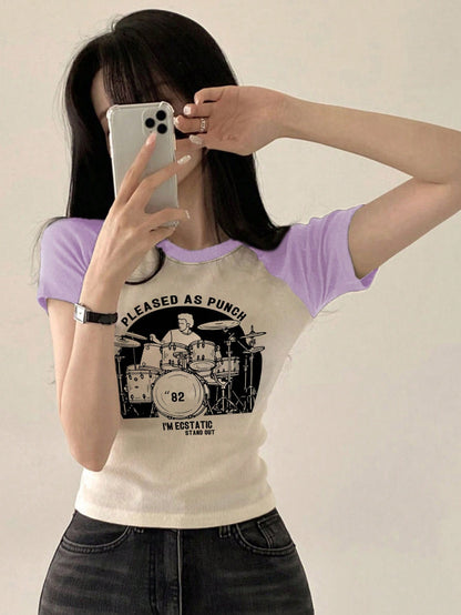 DAZY Playera con mangas raglán y gráfico de letra