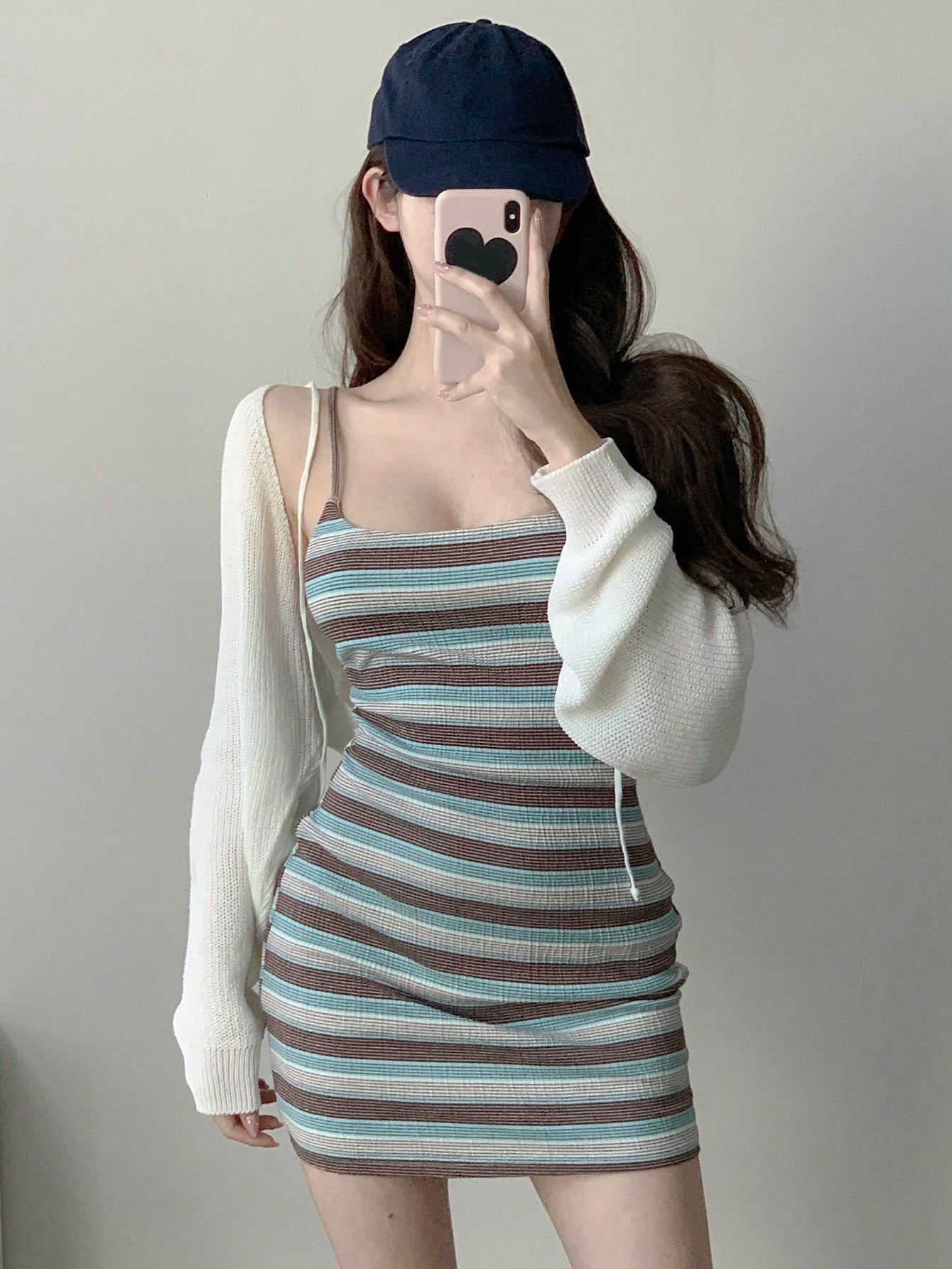 DAZY Vestido mini ajustado de mujer de tirantes finos y ajustado con rayas para verano y cruceros