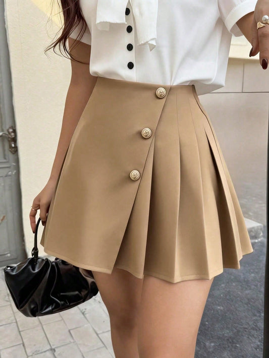 Falda mini asimétrica plisada color caqui para mujer EARO, falda-pantalón con decoración de botón metálico de cintura alta en forma de A, elegante y versátil para uso diario y citas, ideal para el verano
