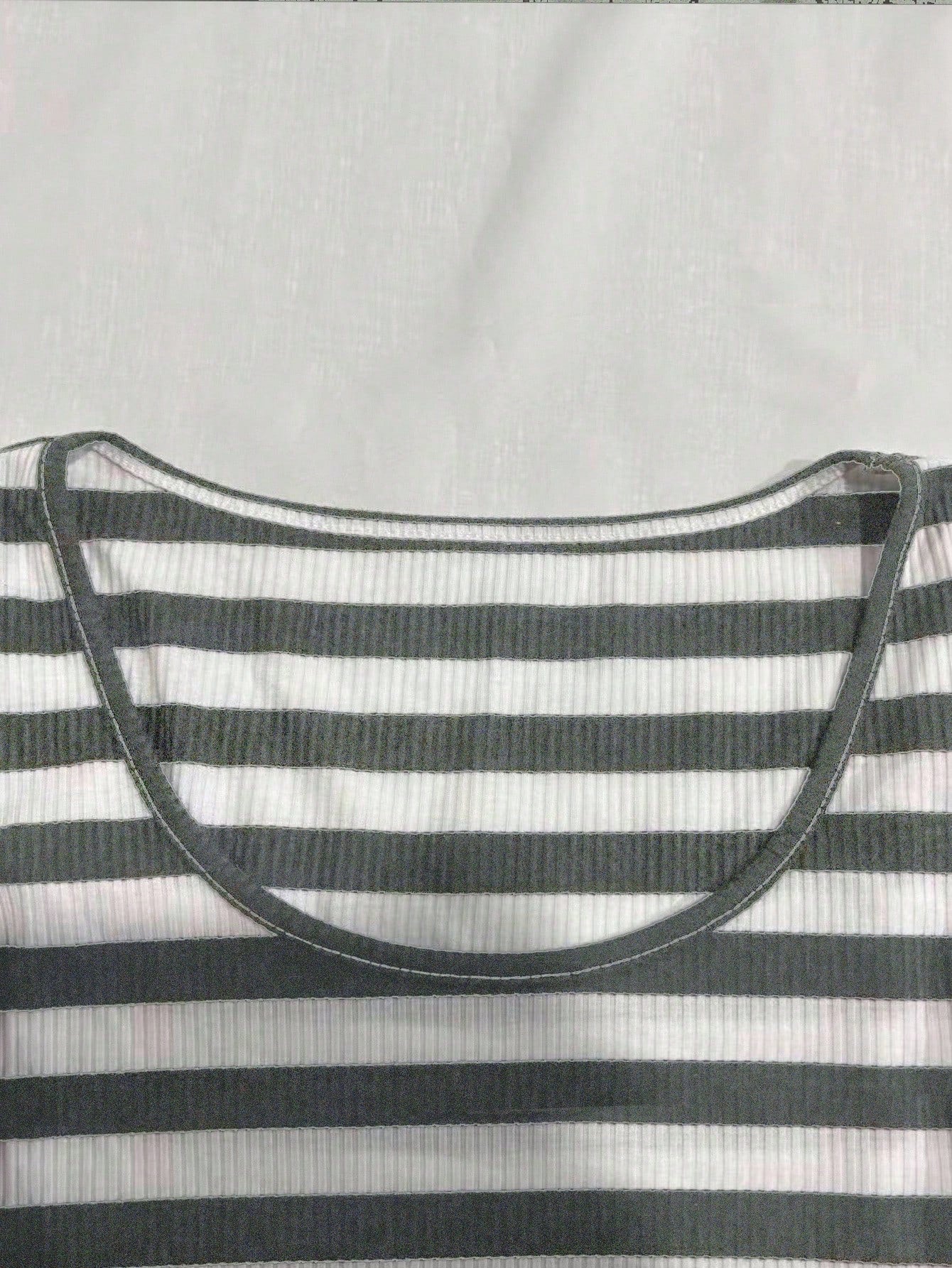 FavEase Blusa de manga larga, ajustada y corta con cuello redondo y rayas, para mujer, de otoño