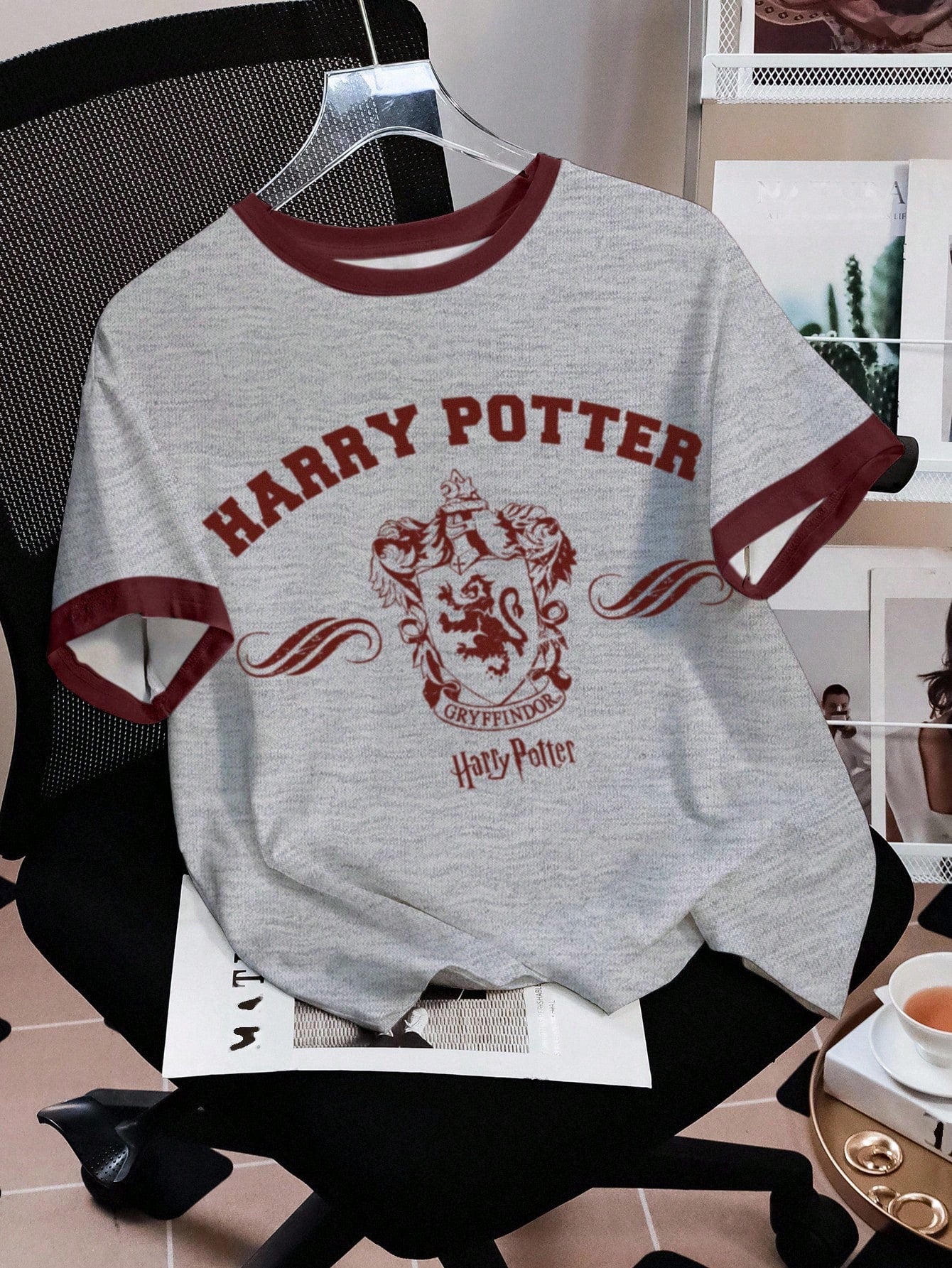 HARRY POTTER X SHEIN Camiseta de manga corta casual de mujer con gráfico de letras y ribete de contraste, para verano