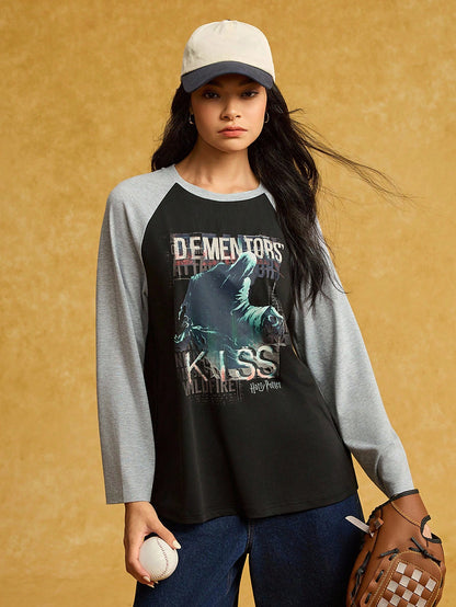 HARRY POTTER X SHEIN Camiseta de manga larga con cuello redondo, bloque de color y gráfico de letras para mujer