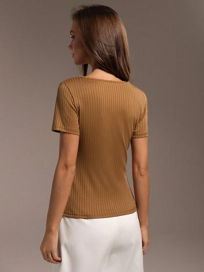 Hanevo Camiseta casual de verano para mujer de unicolor, cuello en V, abotonada, de manga corta