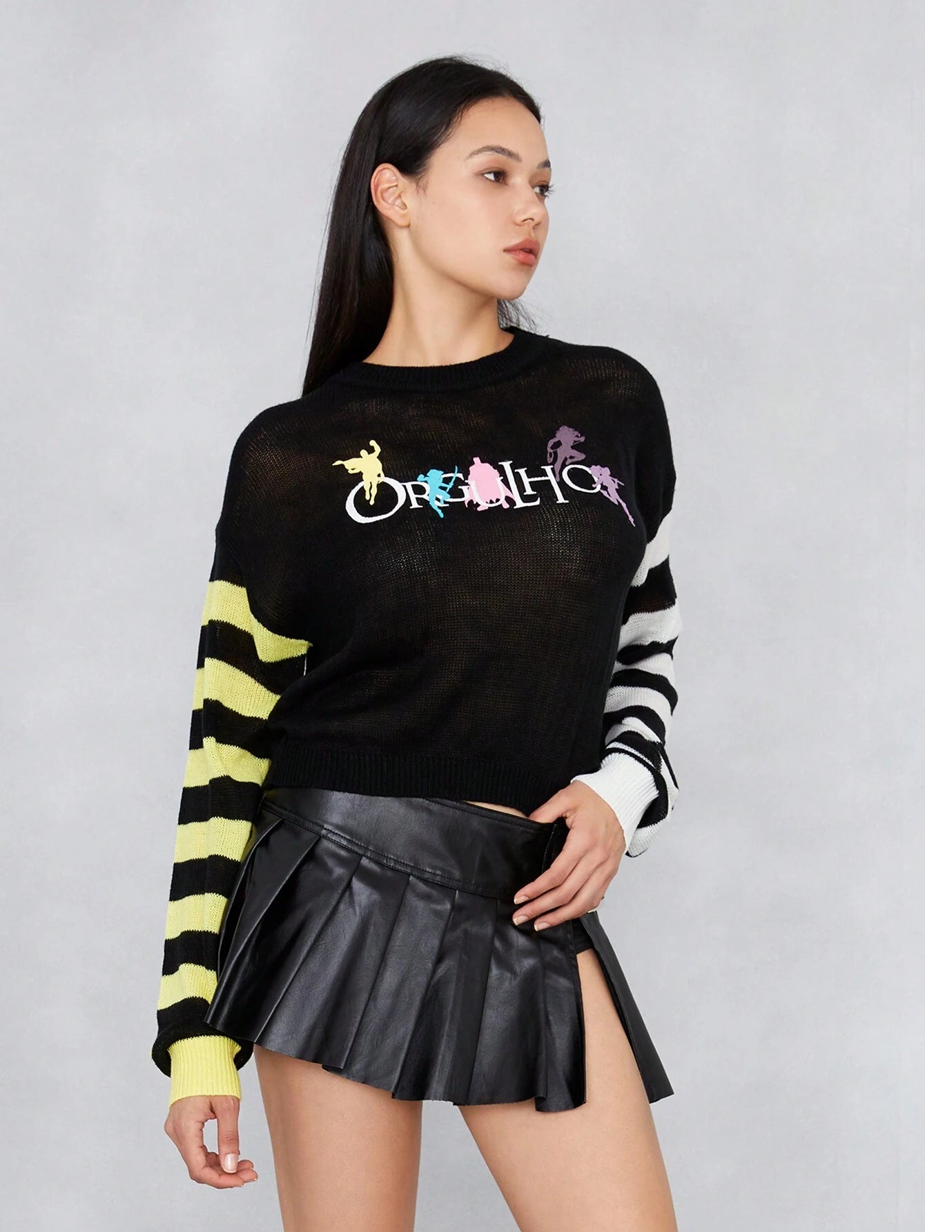 JUSTICE LEAGUE X SHEIN Suéter De Hombros Caídos Con Bloques De Color A Rayas Y Estampado De Personajes Y Letras