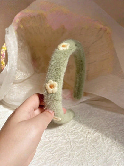 Joivida Diadema suave con flores en tonos pastel y verde menta - Diadema tejida con borde de piel sintética, accesorio de pelo con corona alta para mujeres y adolescentes. Día de San Valentín, fiesta de cumpleaños, uso d