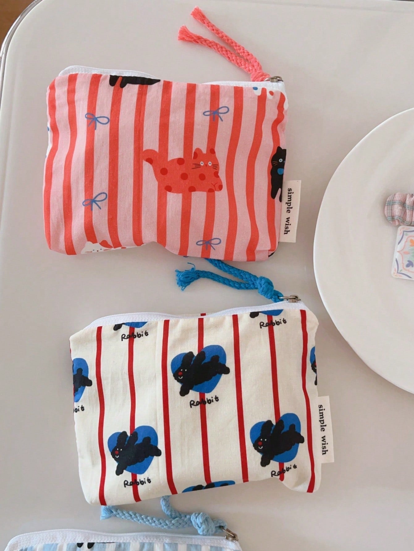 Joivida Monedero con diseño de gato de moda retro, mini bolsa de almacenamiento para auriculares y lápiz labial, decorativa y portátil para viajes, regalo de estilo casual y lindo para la mejor amiga, puede usarse como b