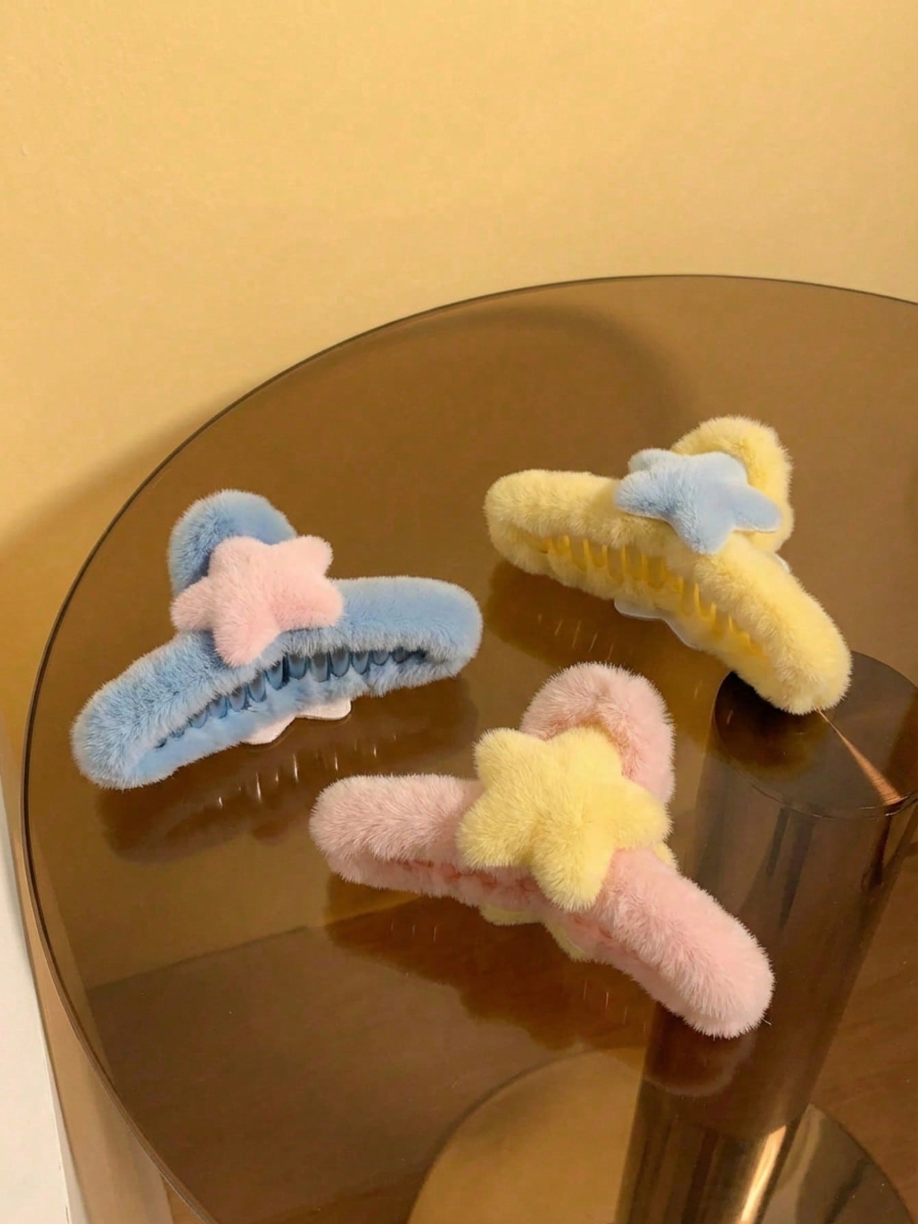 Joivida Pinza de pelo con diseño de estrella de cinco puntas de gran tamaño de felpa, accesorio de pelo con diseño de aleta de tiburón y corazón para mujer, ideal para el otoño y el invierno, pinza de pelo linda para el