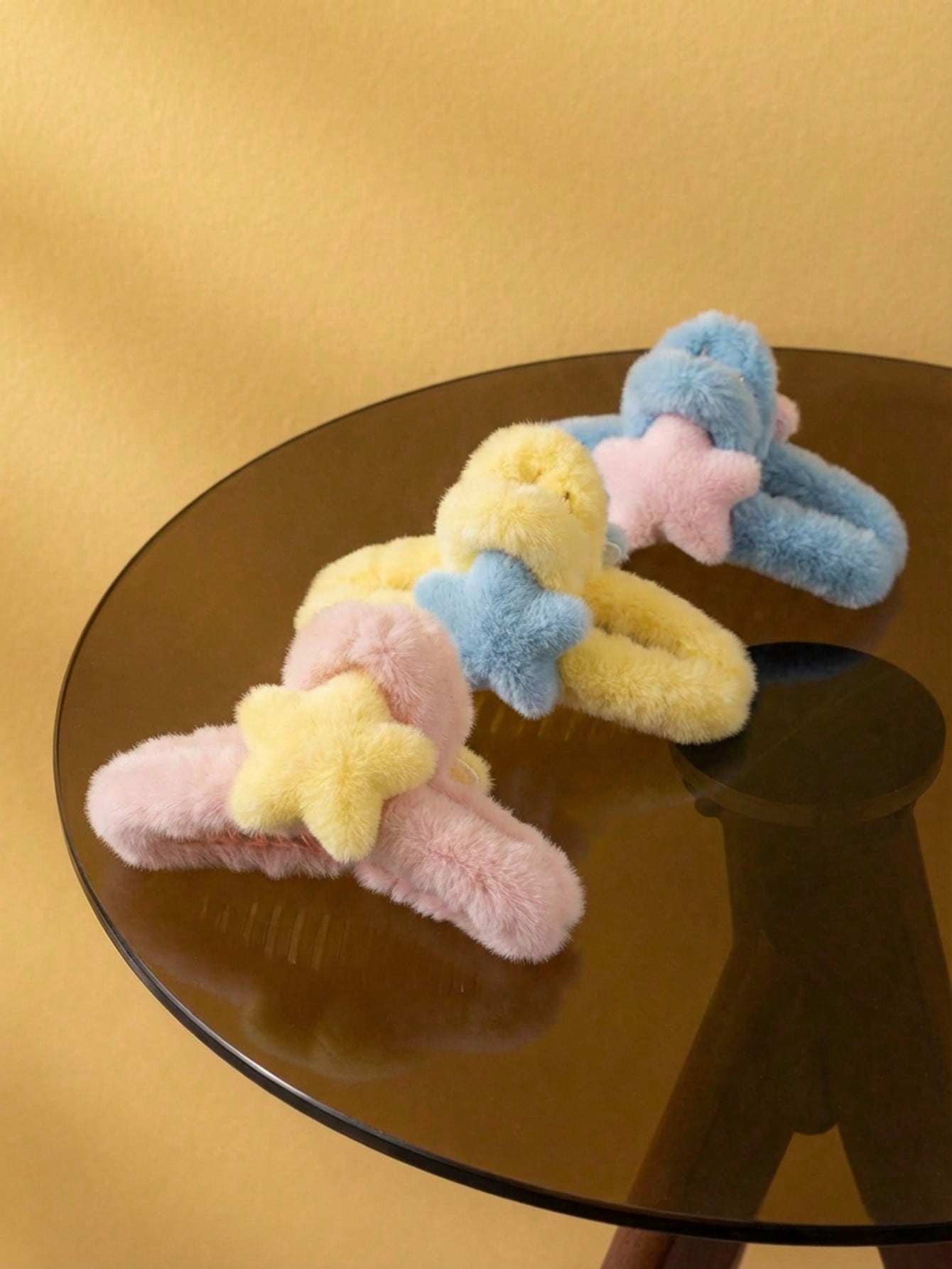 Joivida Pinza de pelo con diseño de estrella de cinco puntas de gran tamaño de felpa, accesorio de pelo con diseño de aleta de tiburón y corazón para mujer, ideal para el otoño y el invierno, pinza de pelo linda para el