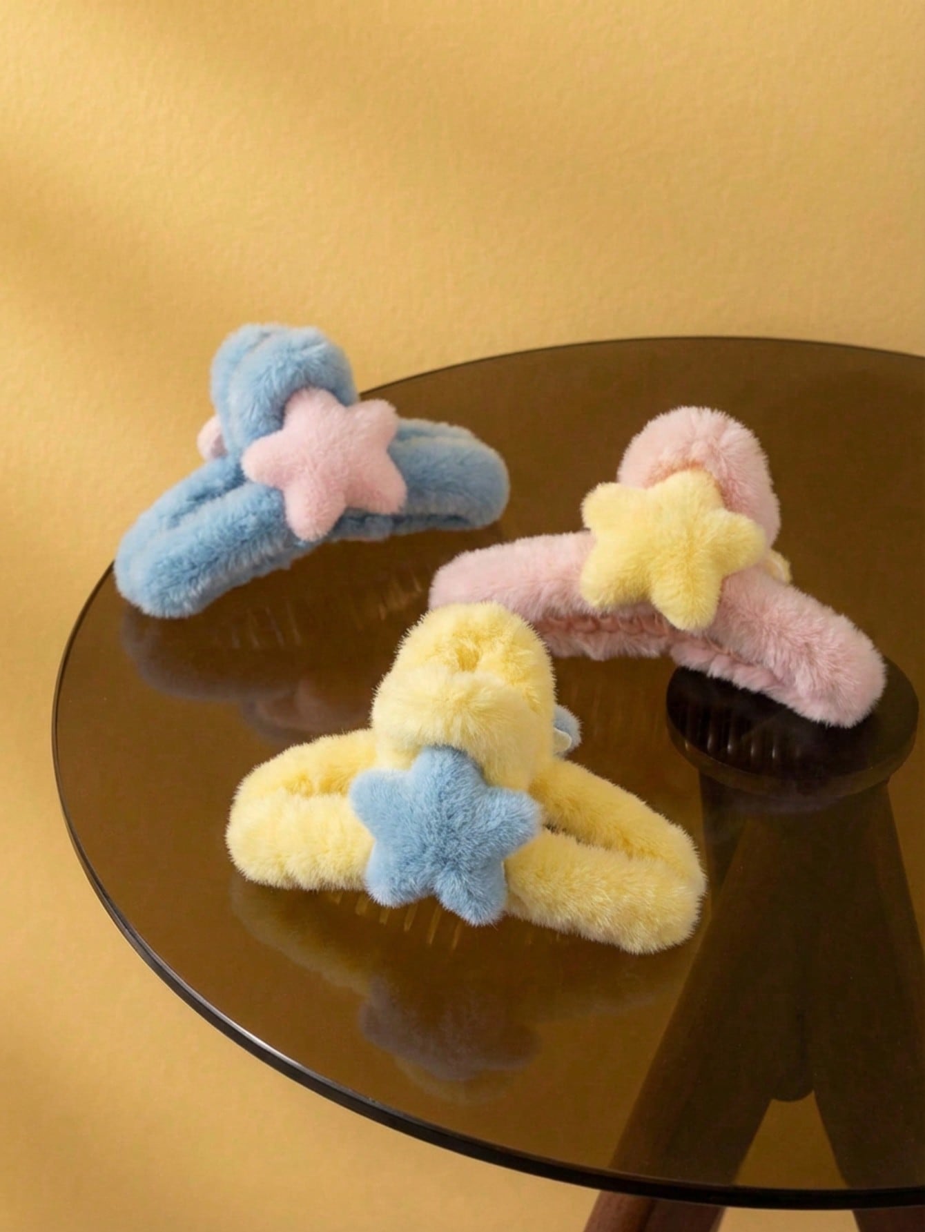 Joivida Pinza de pelo con diseño de estrella de cinco puntas de gran tamaño de felpa, accesorio de pelo con diseño de aleta de tiburón y corazón para mujer, ideal para el otoño y el invierno, pinza de pelo linda para el