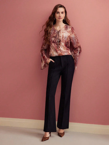MOTF PREMIUM Blusa con estampado integral y mangas acampanadas, Día de San Valentín