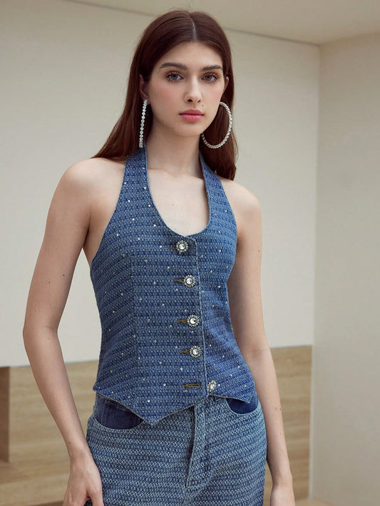 MOTF STUDIO Top de denim con escote de halter con strass