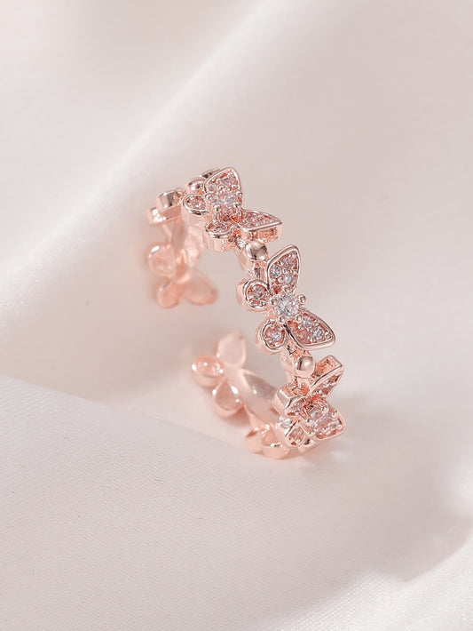 1 Pieza Anillo De Cobre Minimalista Y Versátil Con Forma De Mariposa Con Diamante Artificial Y Enchapado, Perfecto Para Uso Diario Por Mujeres