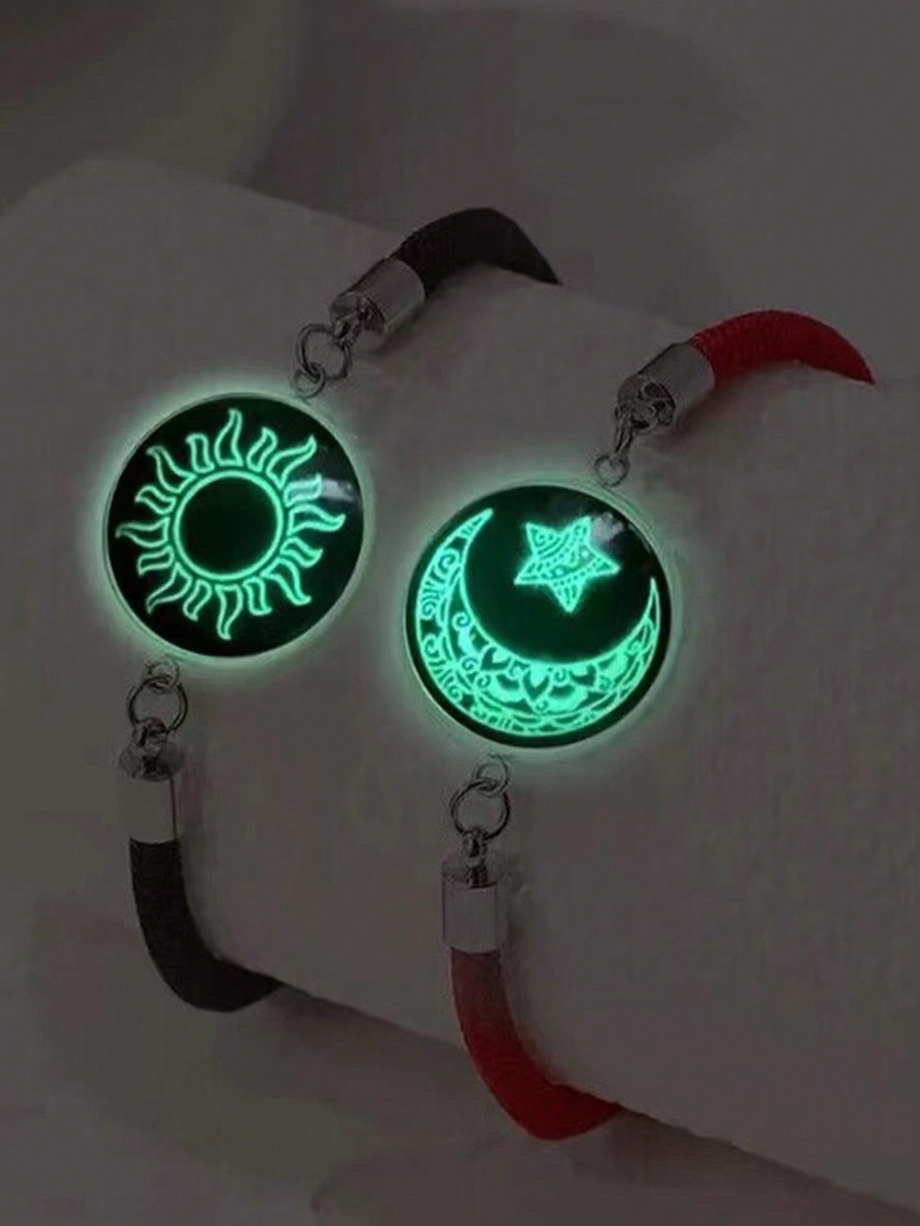 2 piezas/set brazalete de pareja con luna y sol luminosos, adecuado como regalo de hombres a novias
