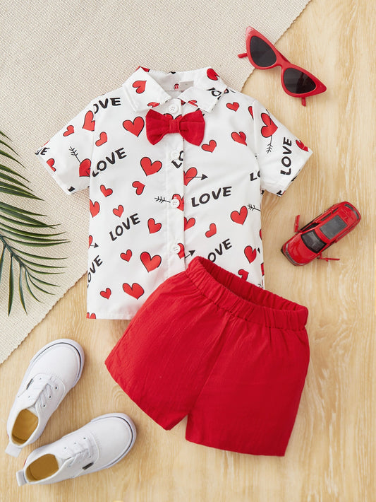 Bebé niño Camisa con estampado de corazón y letra con shorts