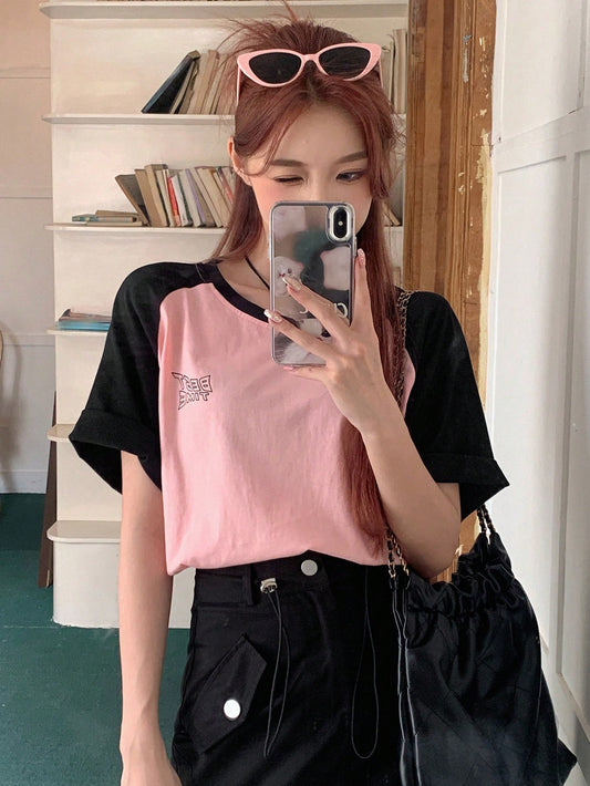 DAZY Camiseta en contraste de manga raglán con estampado de letra