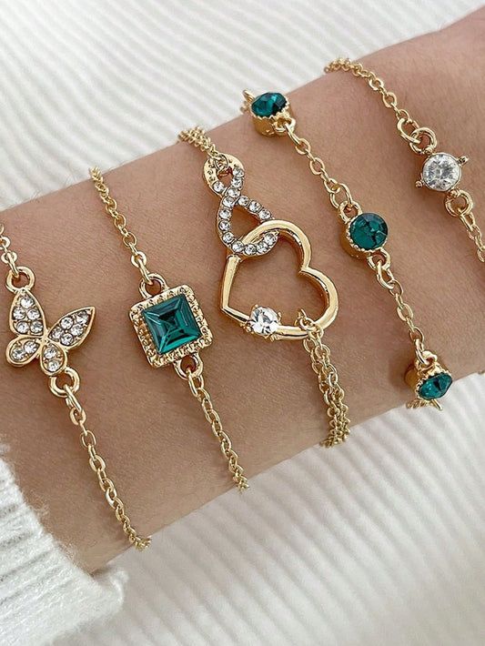 Set de 5 pulseras cuadradas estilo INS Vintage con incrustaciones de diamantes verdes, con mariposa de diamantes y de corazón, para niñas.