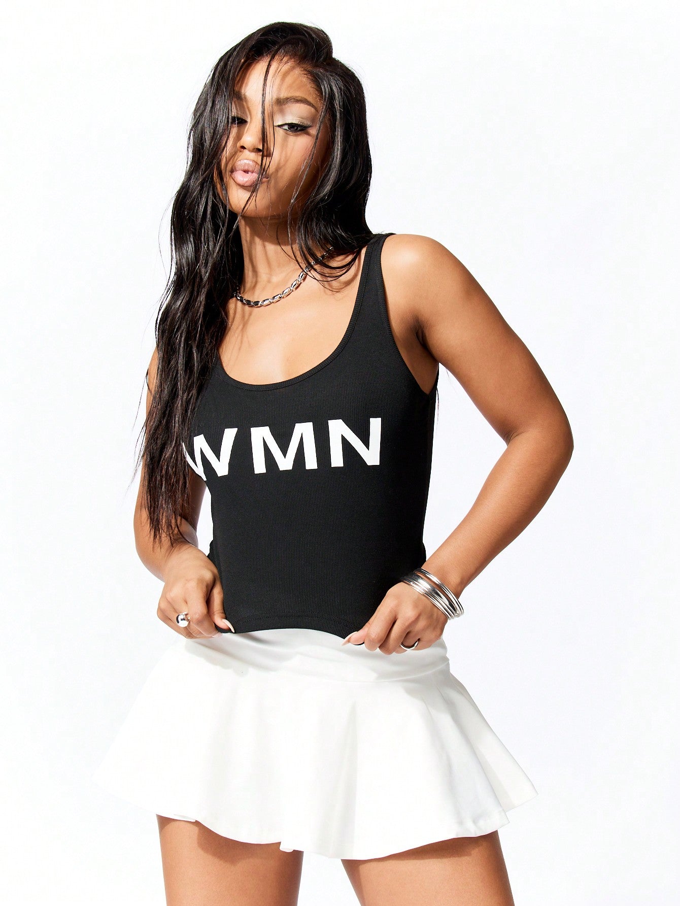 SUMWON WOMEN Camiseta de tirantes con estampado gráfico en la parte delantera