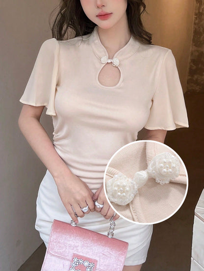 DAZY Elegante camiseta con mangas de volantes y cuello Qipao arrugada y diseño de calado para mujer en verano