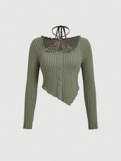 SHEIN MOD Camiseta verde de manga larga con cuello cuadrado vintage, con parches de estampado de leopardo y bajo asimétrico para talla grande