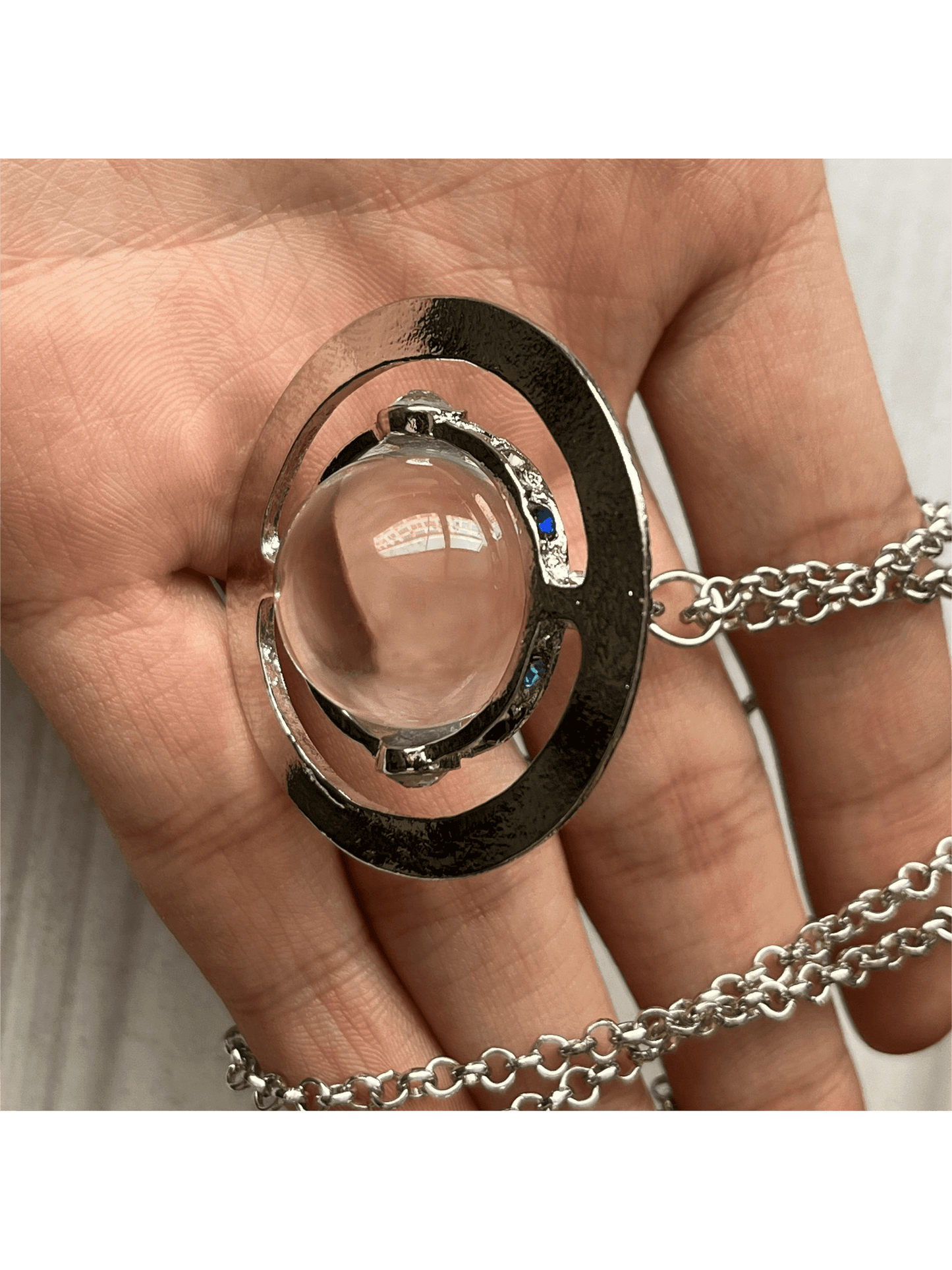 1 Pieza Collar De Aleación Con Diamantes De Imitación, Adecuado Para Compromisos, Aniversarios Y Uso Diario. Estilo Lujoso Y De Alta Calidad, Regalo Ideal Para Unisex A Amantes, Amigas O Miembros De Familia En Ocasiones Especiales.