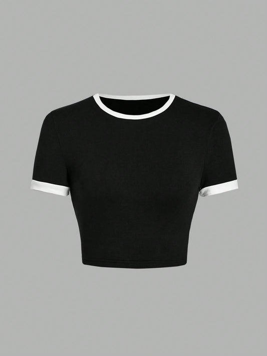SHEIN EZwear Camiseta ajustada con cuello redondo, manga corta y color de contraste, minimalista, adecuada para el verano, para mujer