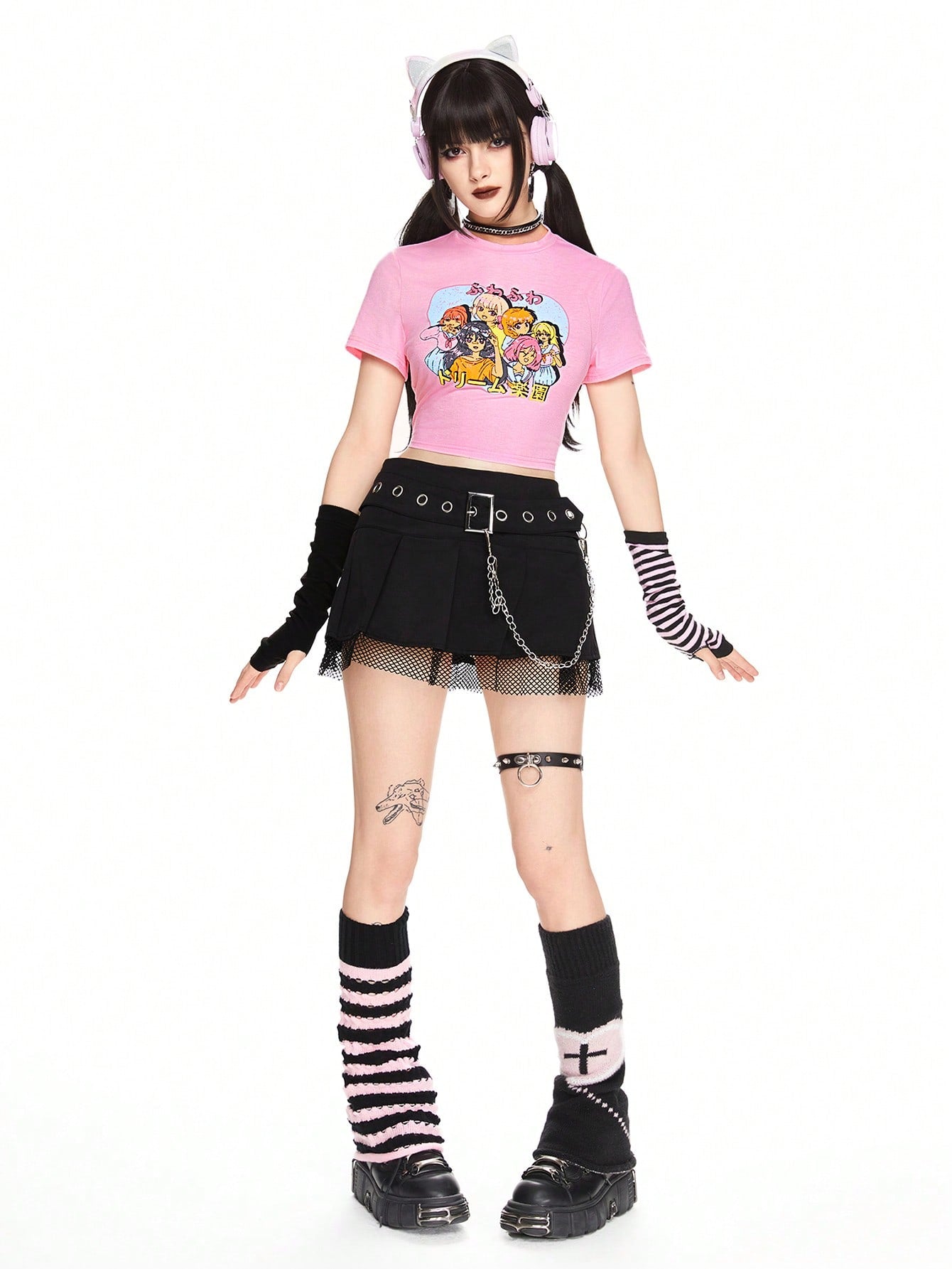 ROMWE Anime Camiseta corta de verano informal con estampado de dibujos animados