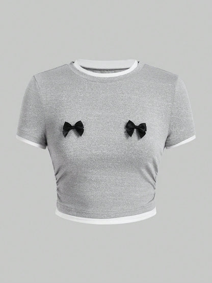 ROMWE Kawaii Camiseta 2 en 1 entallada para mujer con lindo lazo decorativo y cinta, fácil de combinar