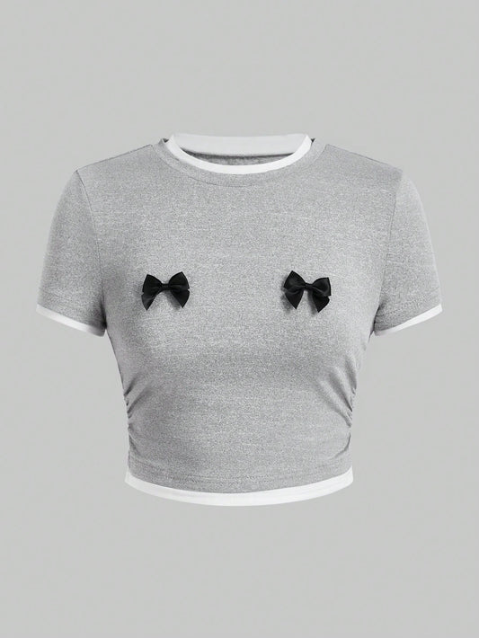 ROMWE Kawaii Camiseta 2 en 1 entallada para mujer con lindo lazo decorativo y cinta, fácil de combinar