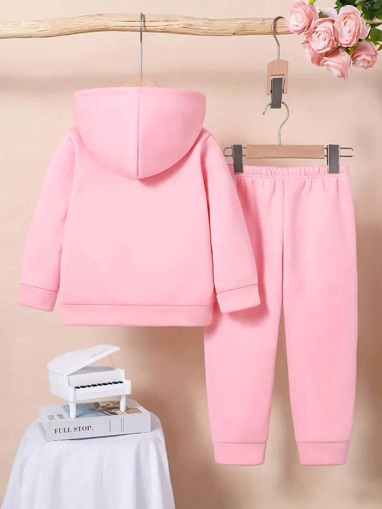 Set de 2 piezas con capucha y pantalones estampado de niñas con ojos grandes, estilo casual para bebé niña