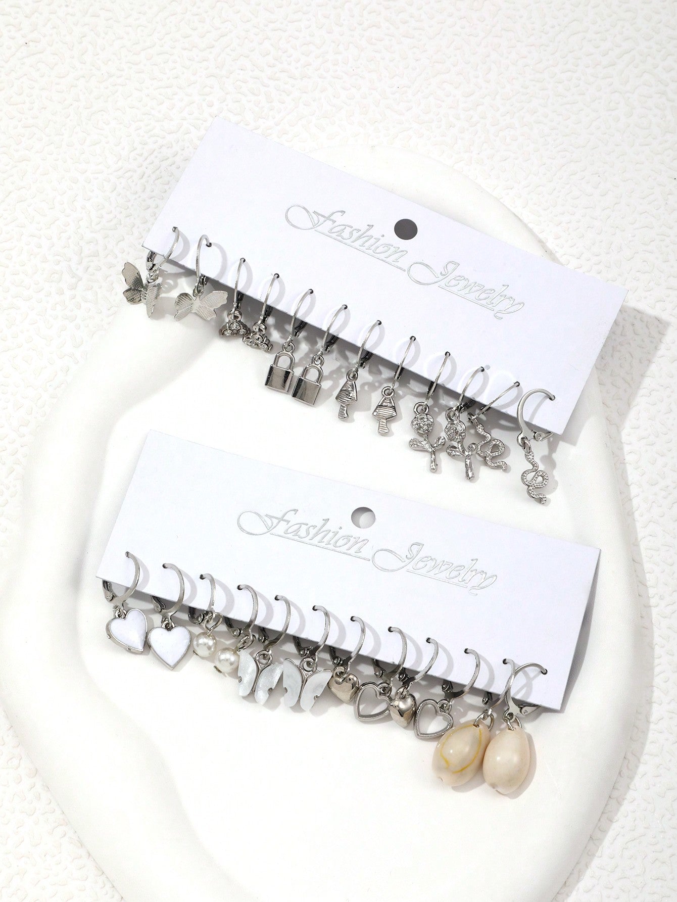 12 Pares De Aretes Con Colgante De Mariposa Y Corazón