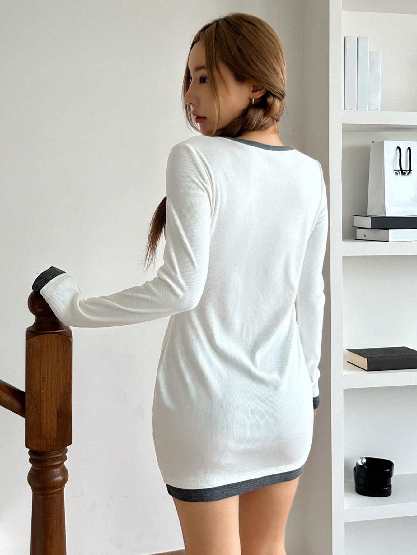 DAZY Camisón de manga larga con cuello redondo y ribete de contraste ajustado