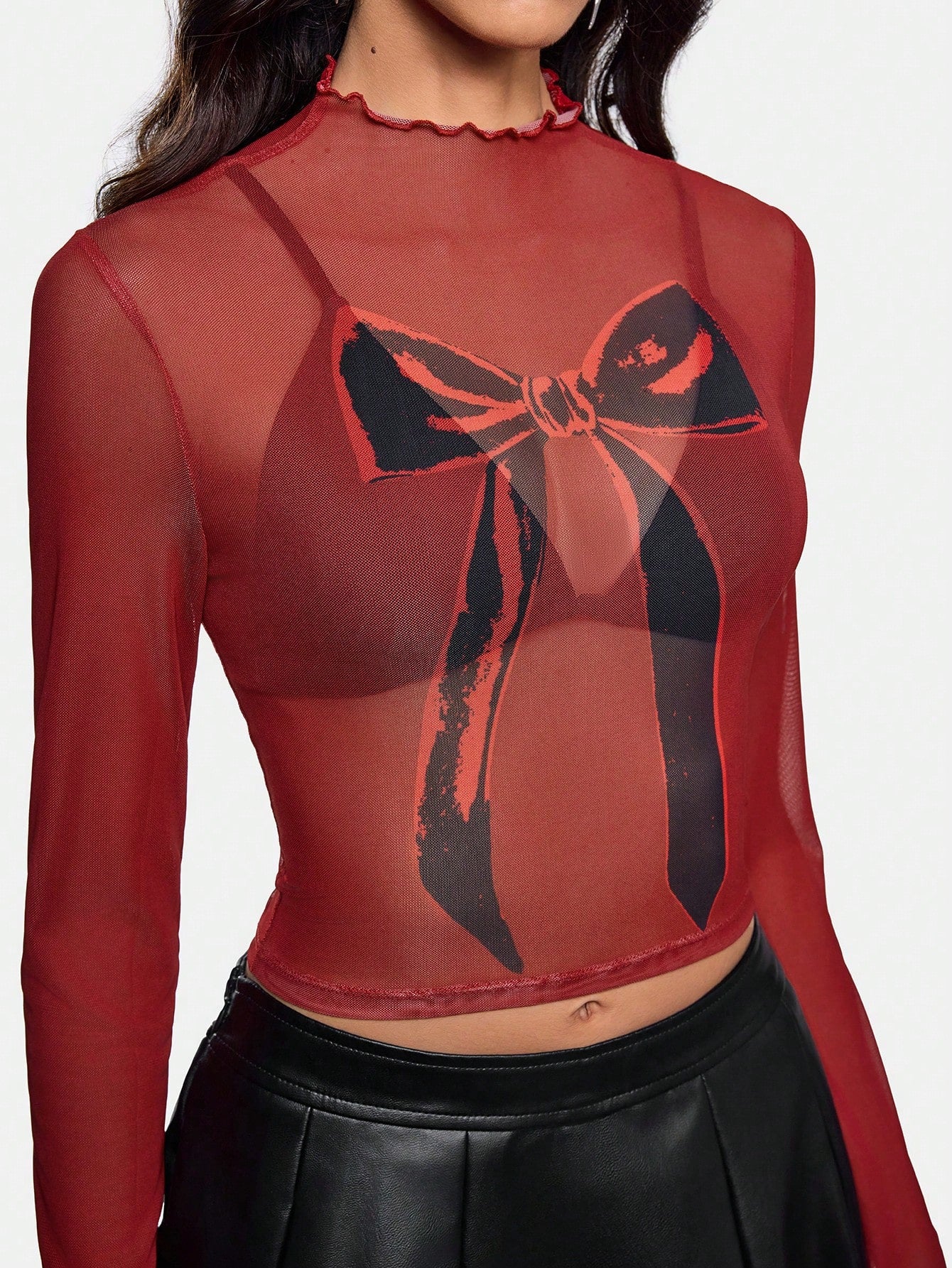 Warp Atelie Top corto ajustado con estampado de malla de lazo oscuro, ropa de mujer para otoño e invierno