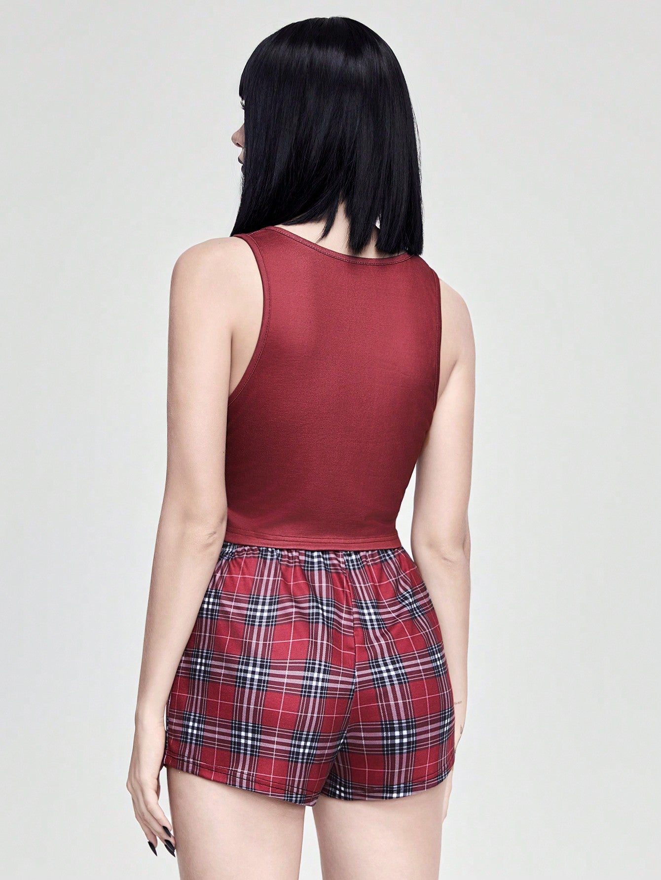 ROMWE Grunge Punk Conjunto de pijama casual de top tipo tank con estampado de araña de estilo punk rock oscuro y shorts a cuadros con lazo para mujer