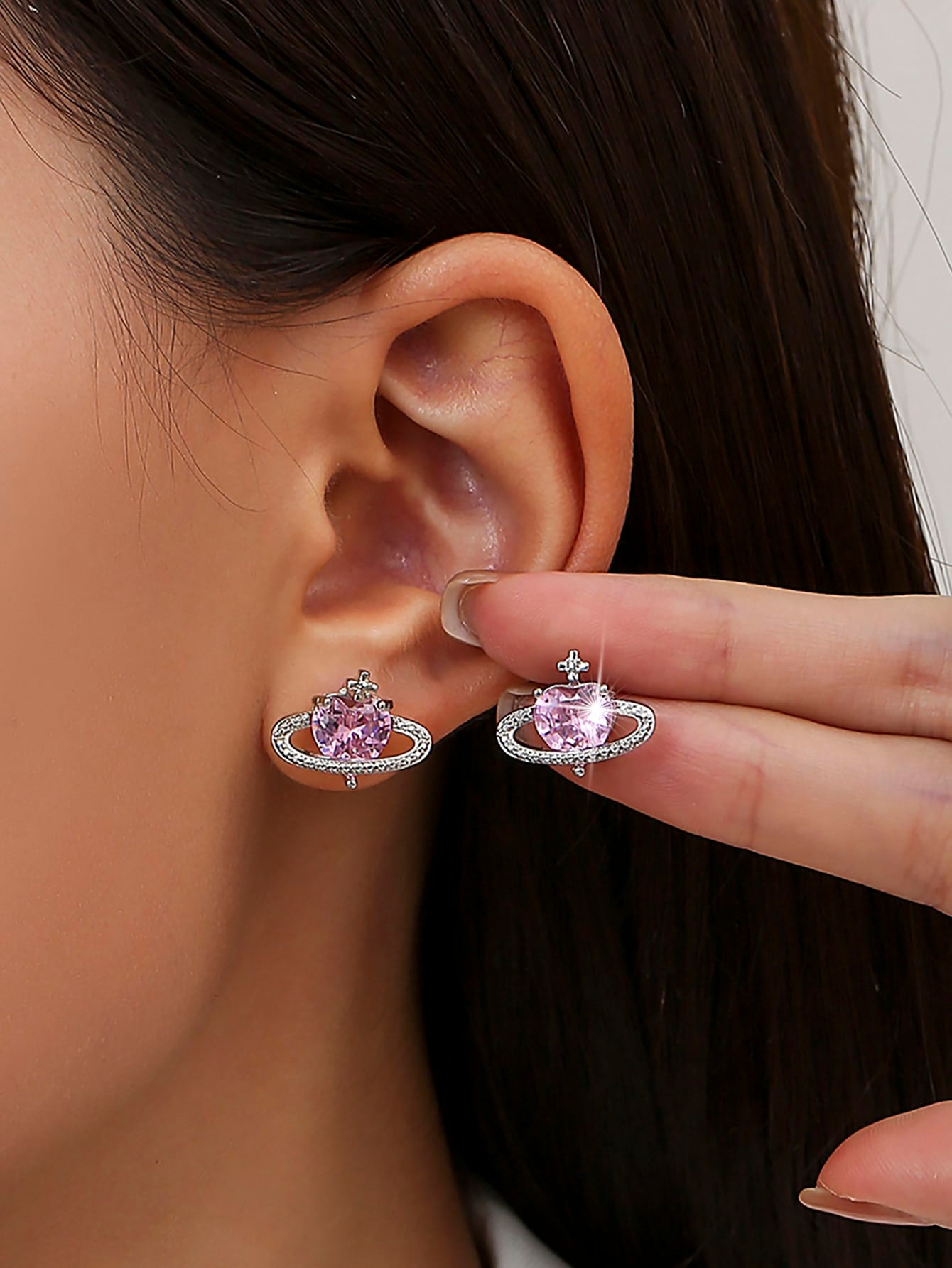 1 par Pendientes moda zirconia cúbica con corazón & con diseño de planeta para mujeres para decoración diaria