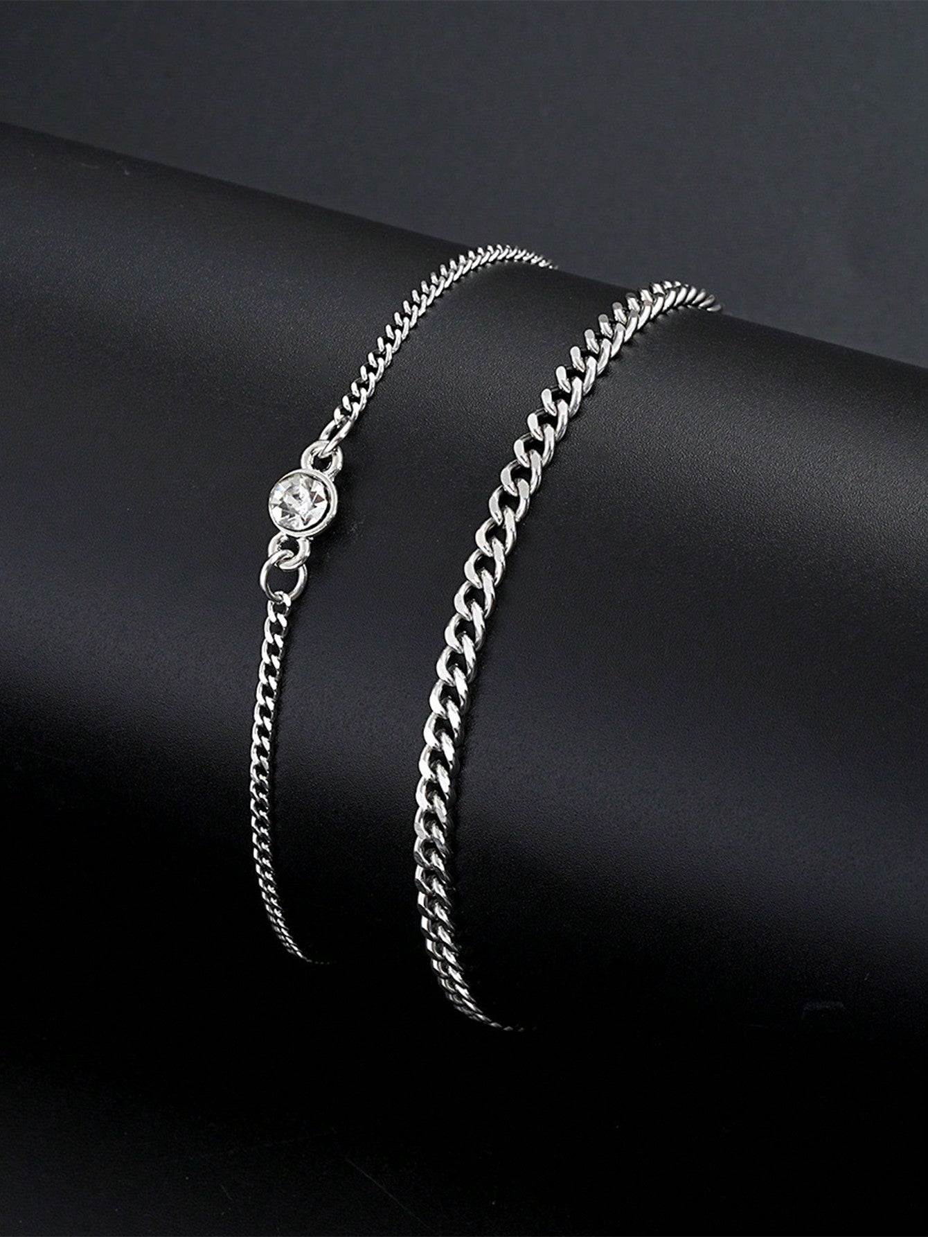 Set de 2 pulseras en forma de corazón de acero inoxidable para parejas, diseño de moda como regalo para enamorados en Navidad, Acción de Gracias y Año Nuevo