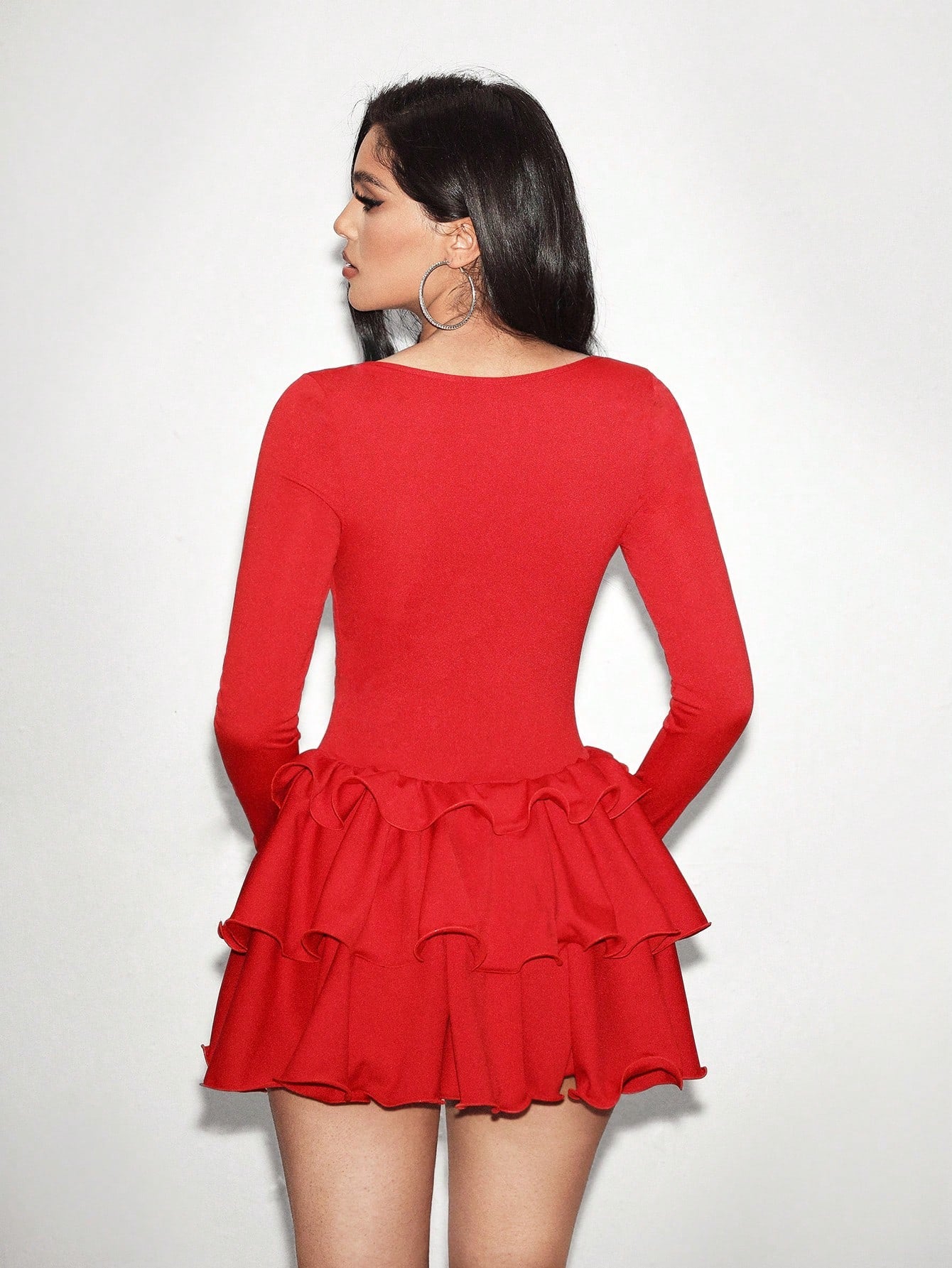 SHEIN Foxxy Vestido mini de manga larga con escote en V rojo que da forma, para fechas de otoño y Navidad