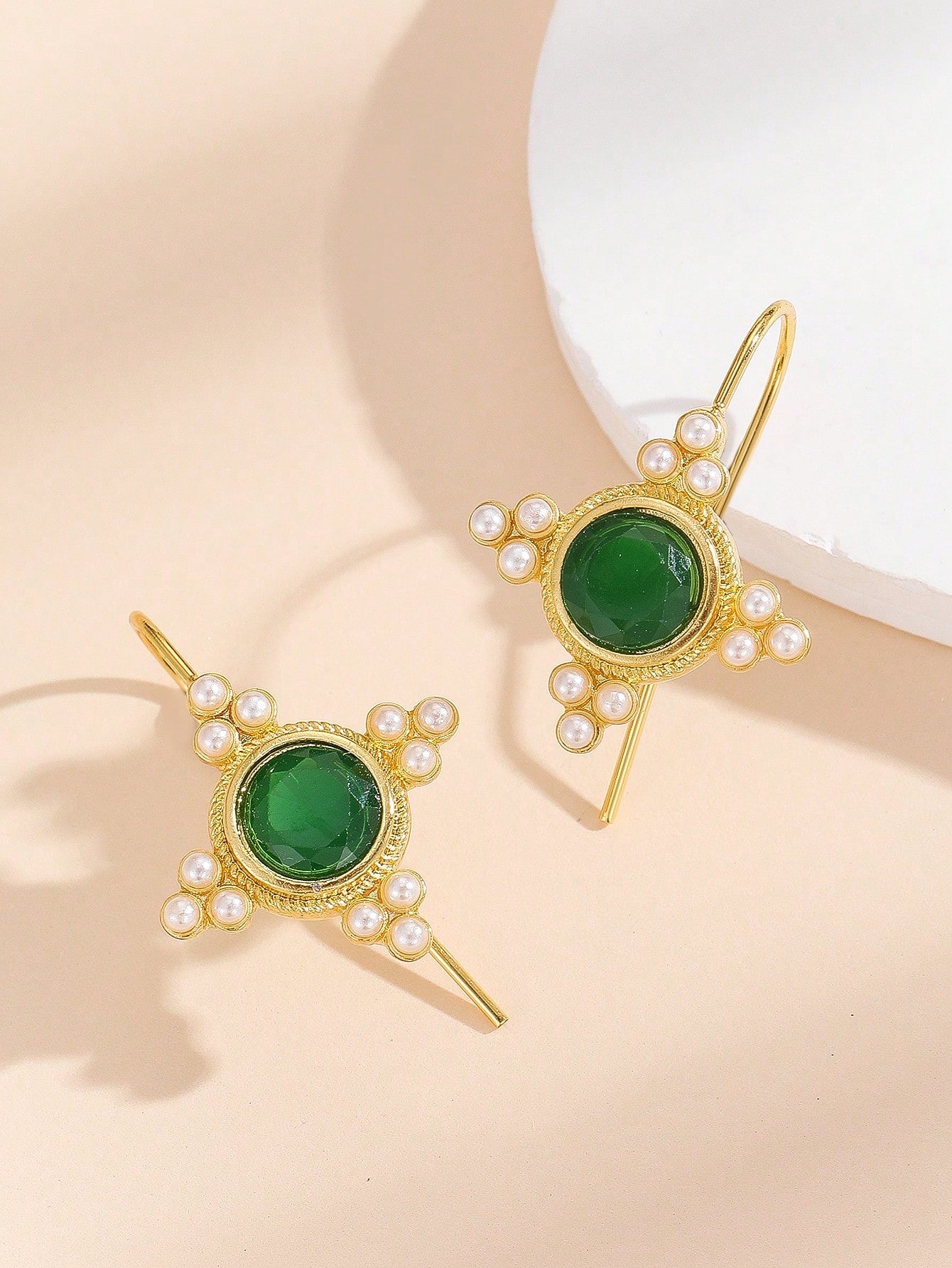 1 par de pendientes con diseño glamoroso y brillante en estilo bohemio, ideales para uso diario de las mujeres