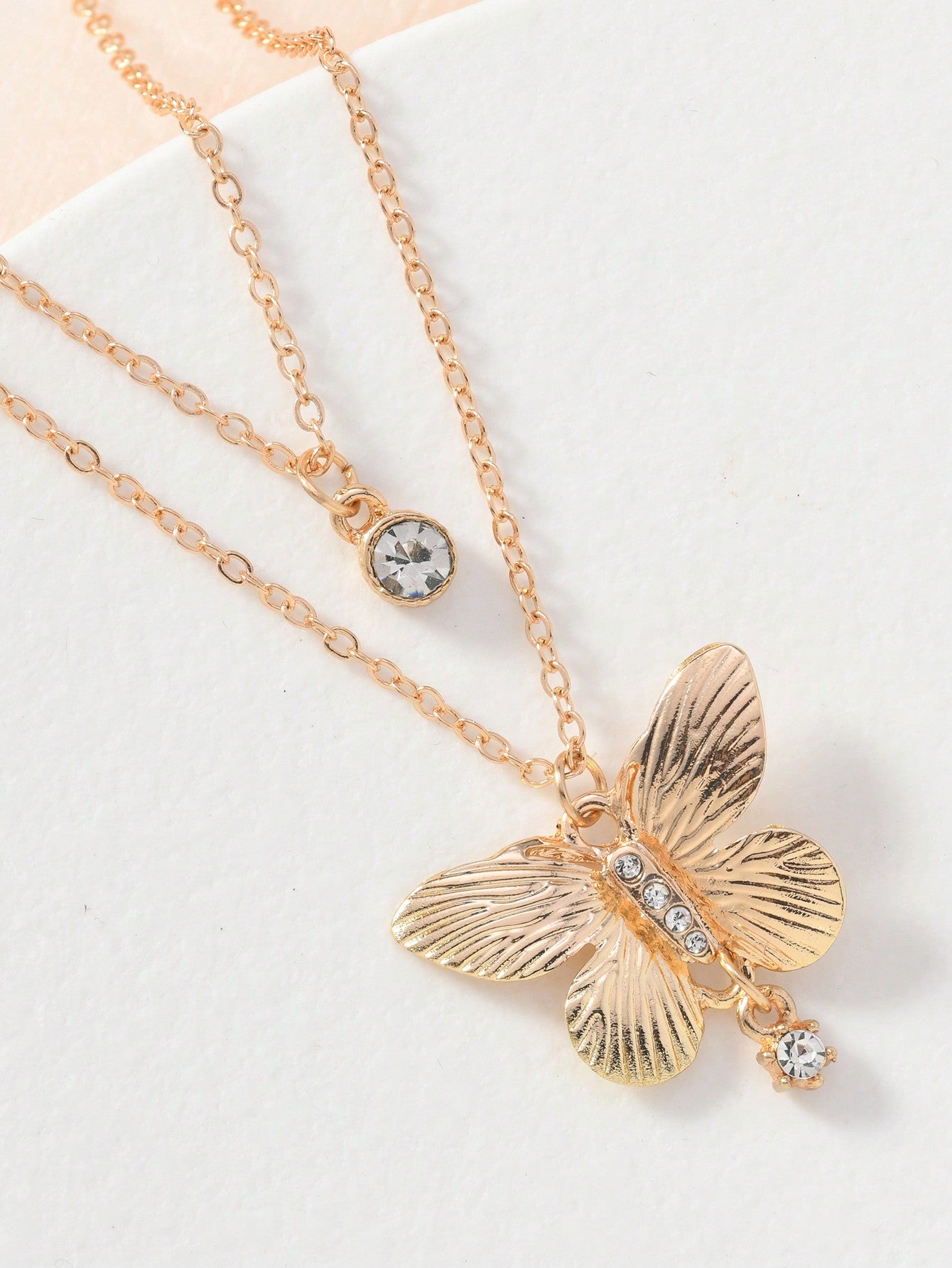 1 pieza Collar con colgante de mariposa con rhinestones, joyería con colgante de moda y personalizada, adecuado para uso diario, casual y ocasiones de fiesta de mujeres