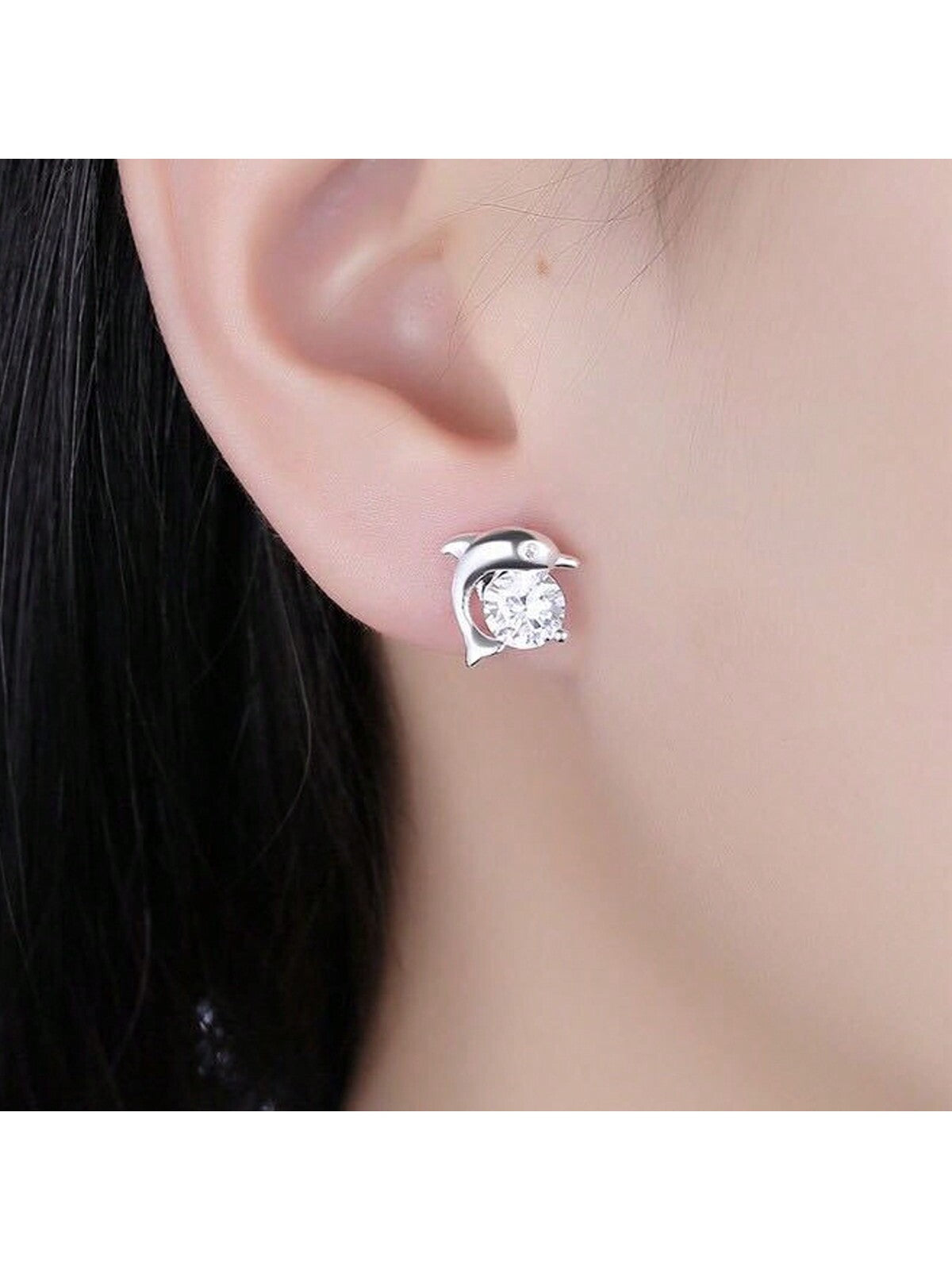 Joyería de moda pequeña - Pendientes de aro de delfín de circonia para exportación