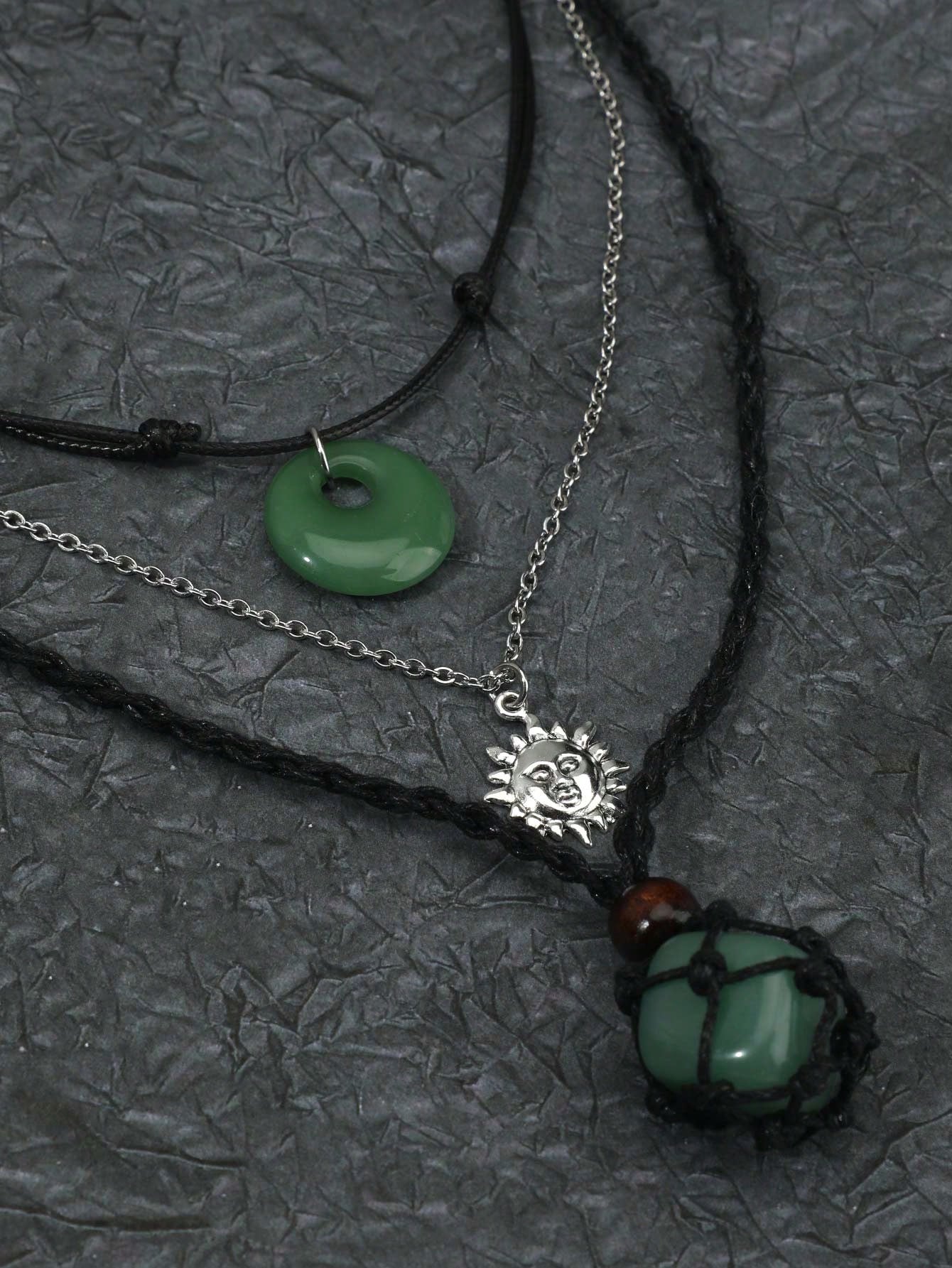 Set de joyería de 3 piezas para mujeres bohemias Y2K compuesto por collar red ajustable de piedra con hebilla tipo paz en estilo gótico antiguo confeccionado con Liuli y verde oscuro / verde claro como jade