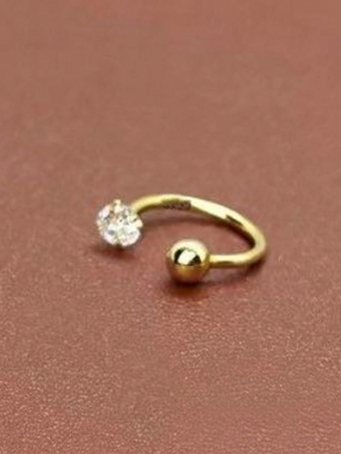 Nooxian 1 Pendiente De Perforación De Hélice En Forma De C Pavimentada Con Circonita Cúbica De Acero Inoxidable Dorado Para Mujer